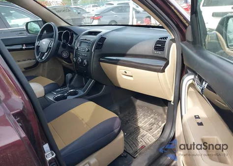 2011 Kia Sorento Lx из США, поврежденный, VIN 5XYKTDA12BG144158